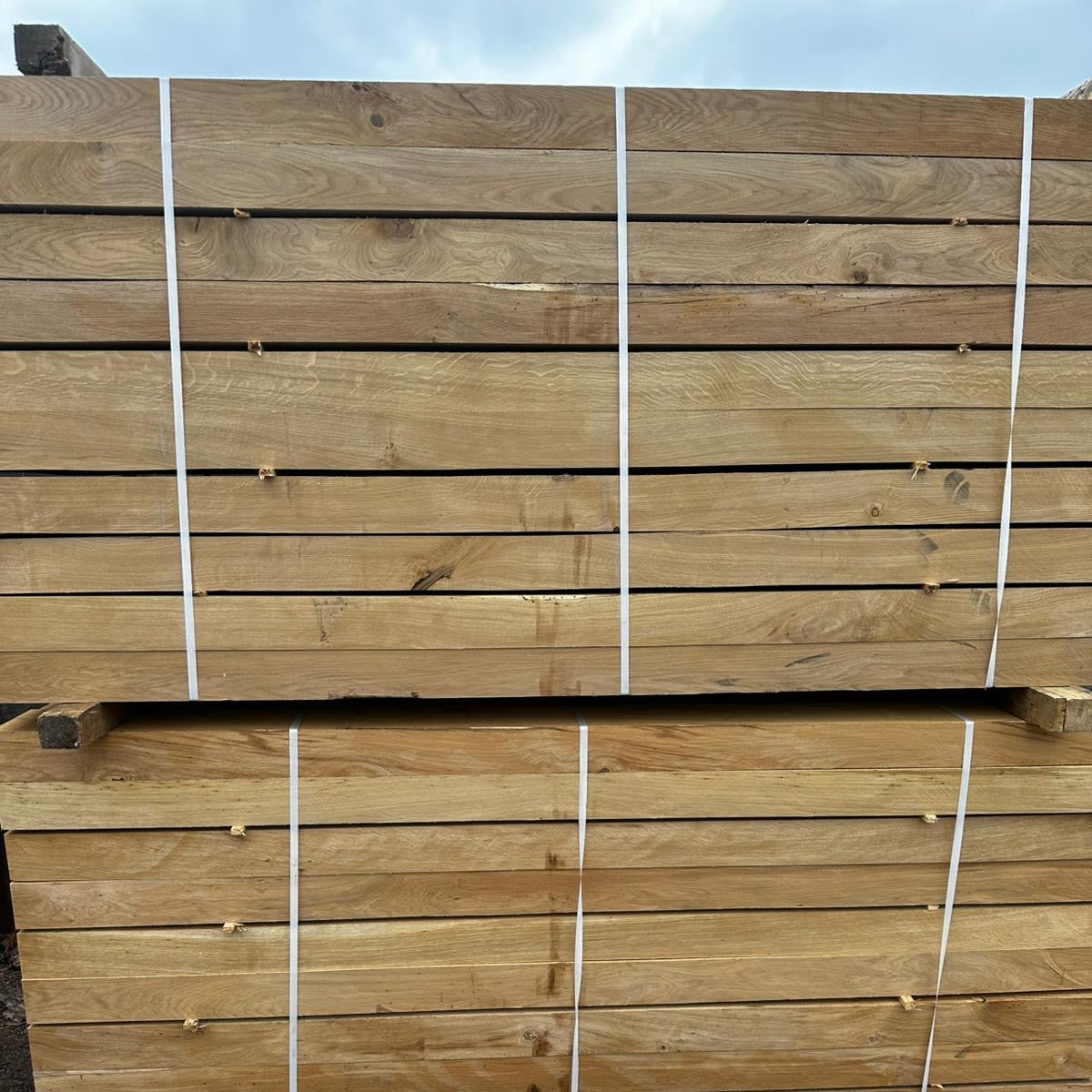 Oak Hardwood Railway Sleepers – Natural Timber for Landscaping & Garden Projects